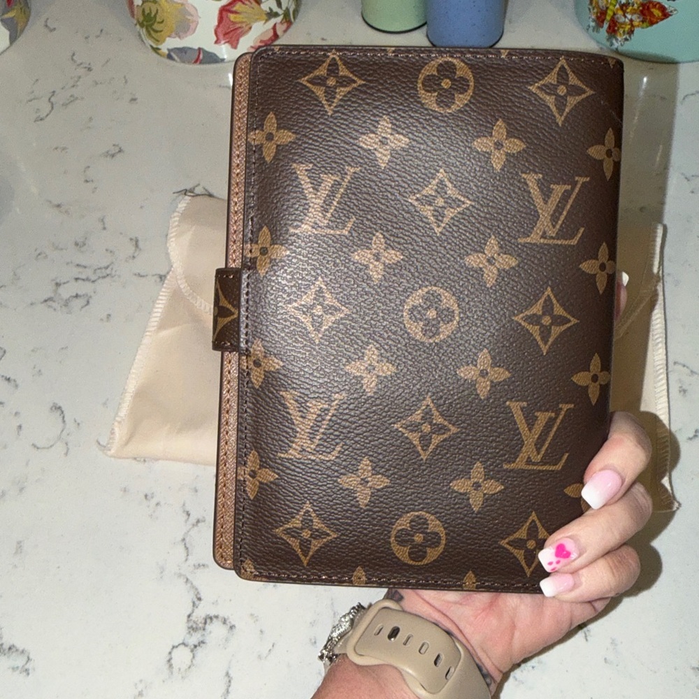 Planner - Picture 3 of 9